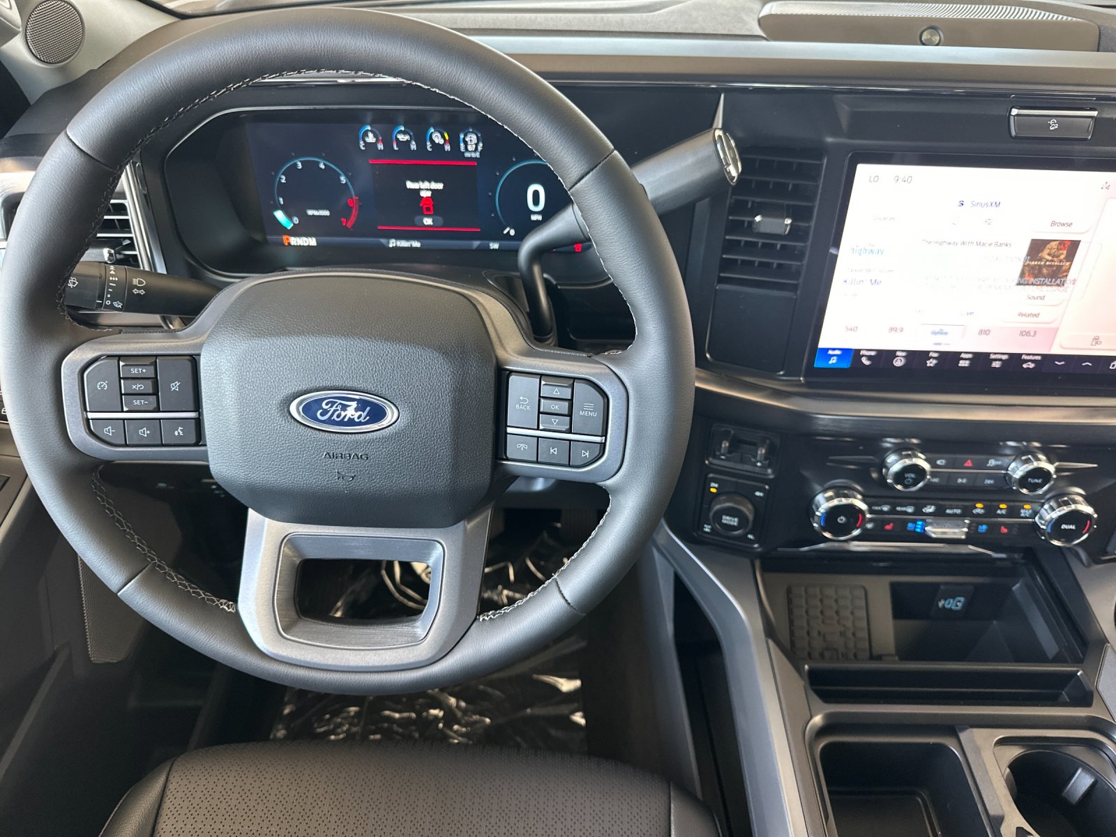 New 2026 Glacier Gray Metallic Tri-Coat Ford F-250® Lariat® image 13
