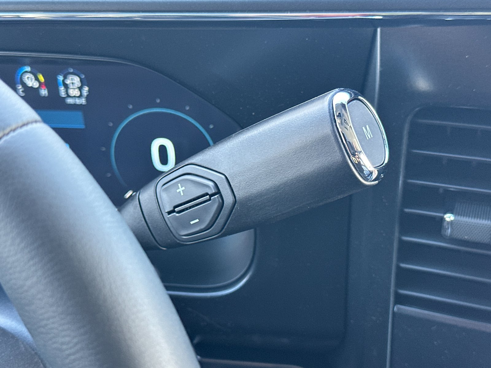 New 2026 Glacier Gray Metallic Tri-Coat Ford F-250® Lariat® image 20