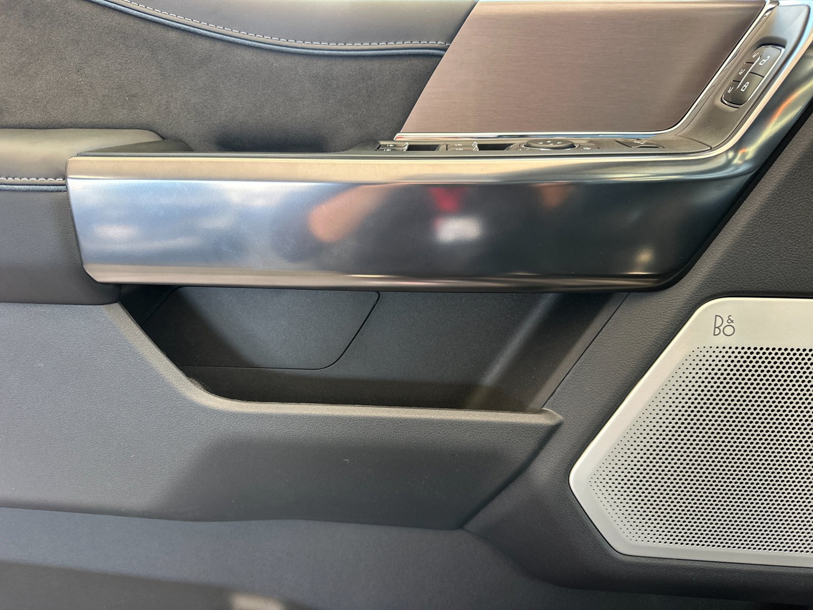 New 2026 Carbonized Gray Metallic Ford F-350® Platinum® image 10