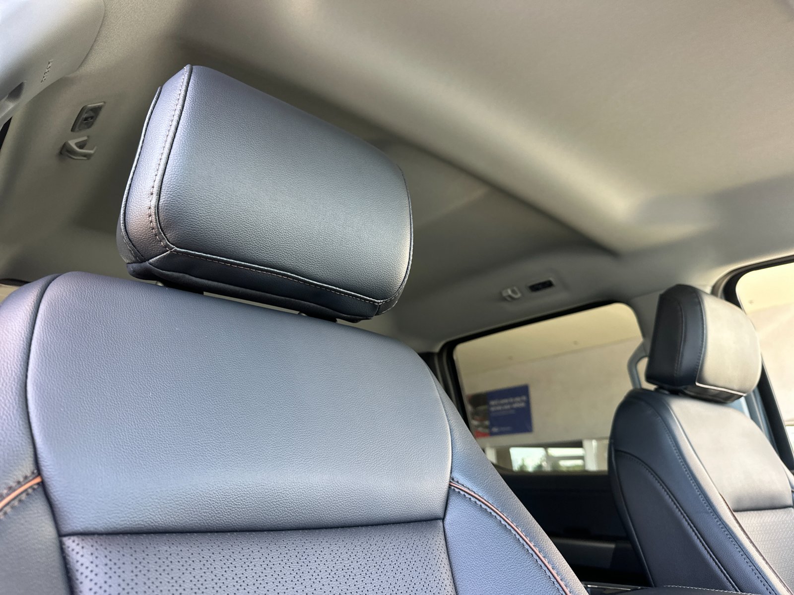 New 2026 Carbonized Gray Metallic Ford F-250® Lariat® image 15