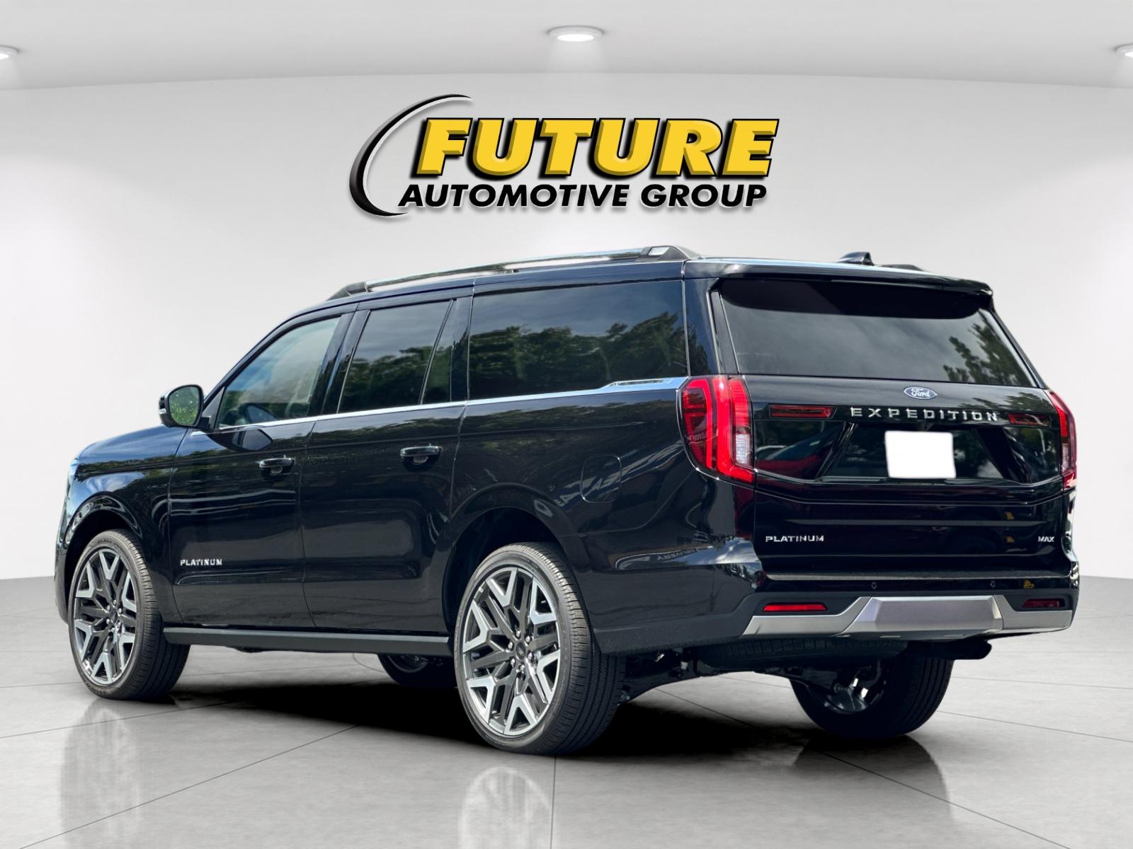New 2026 Agate Black Metallic Ford MAX Platinum® image 5