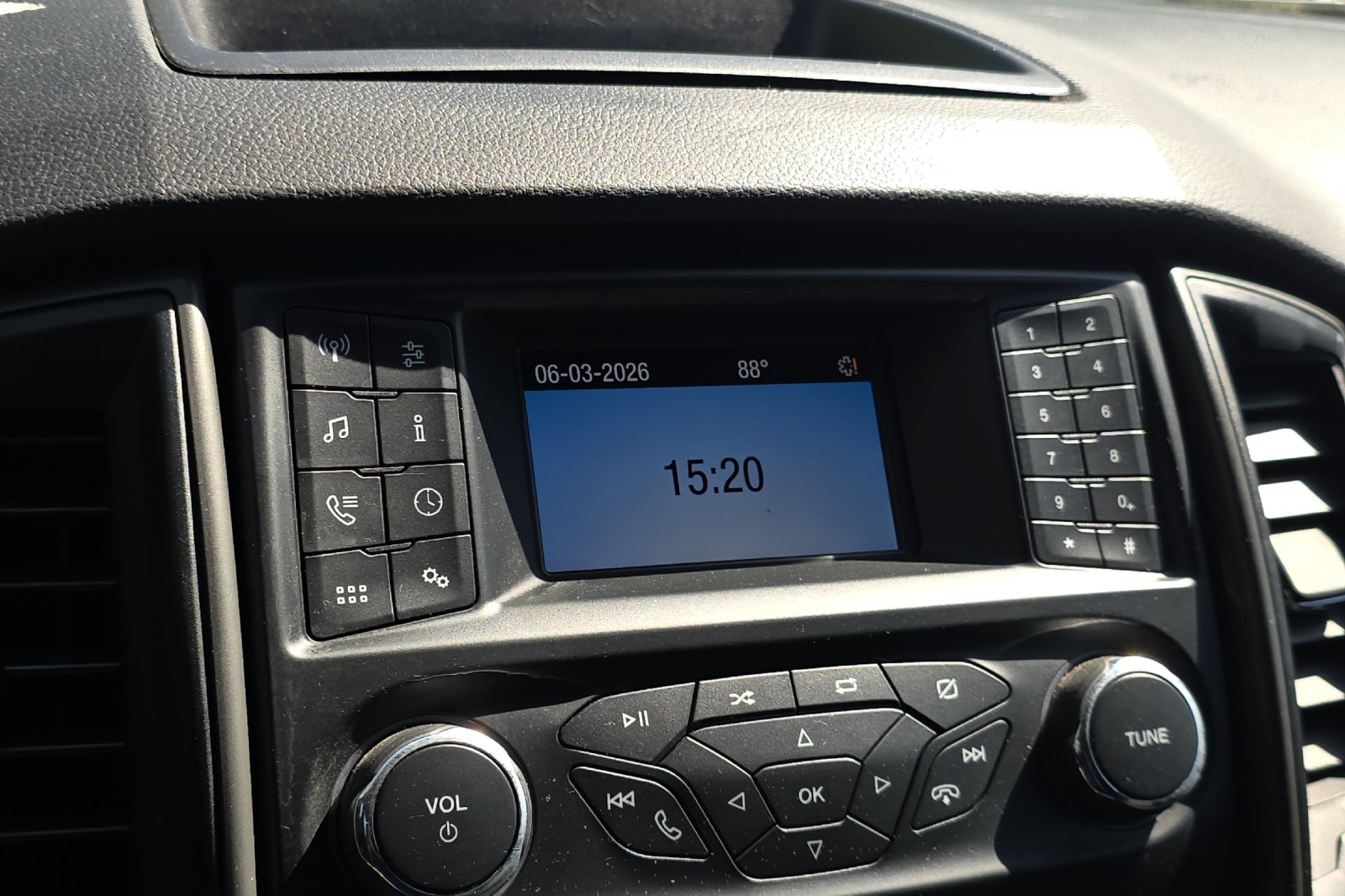 Used 2019 Ingot Silver Metallic Ford XL image 17
