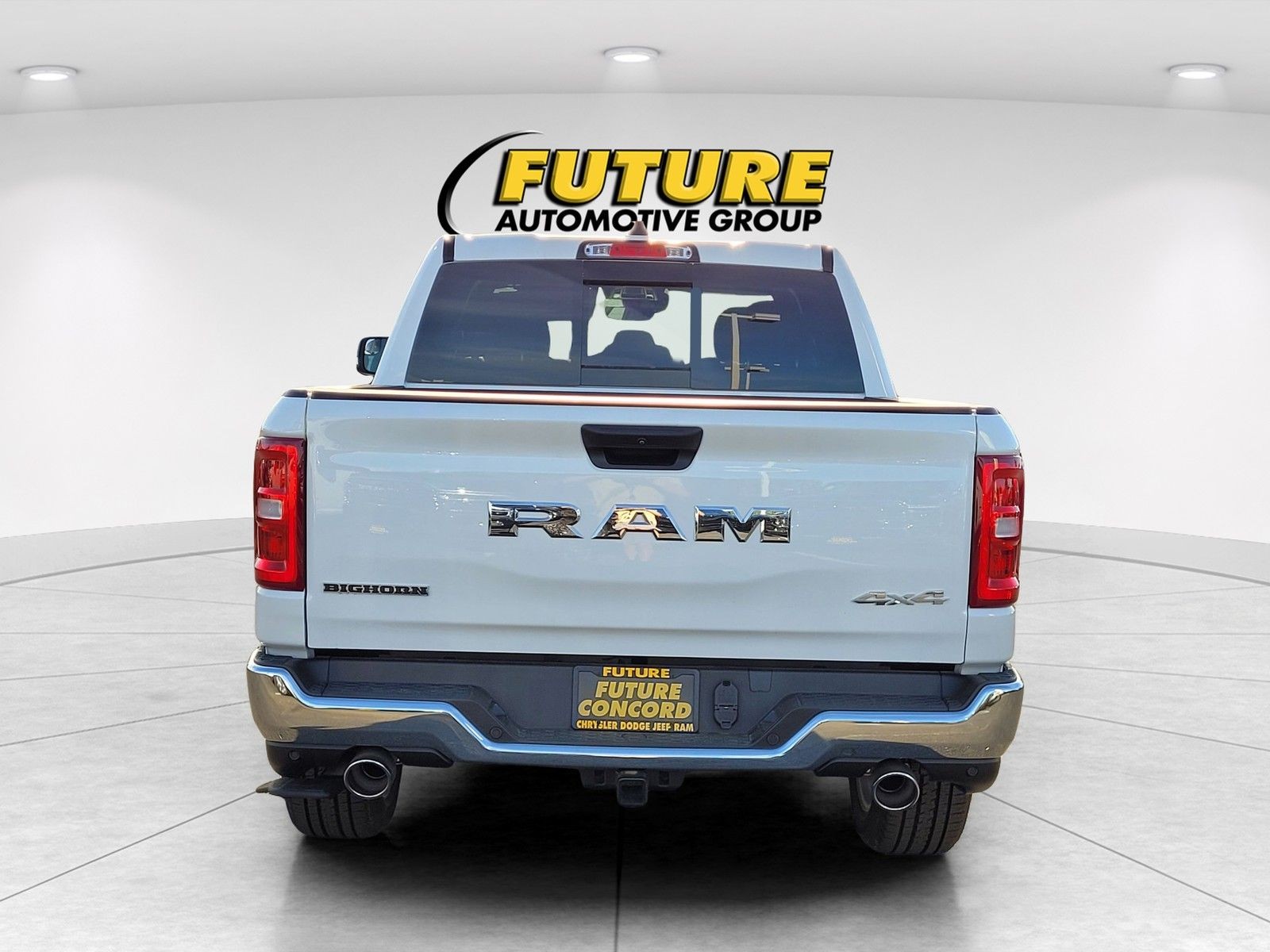 New 2026 Bright White Clear-Coat Exterior Paint RAM Big Horn/Lone Star image 5