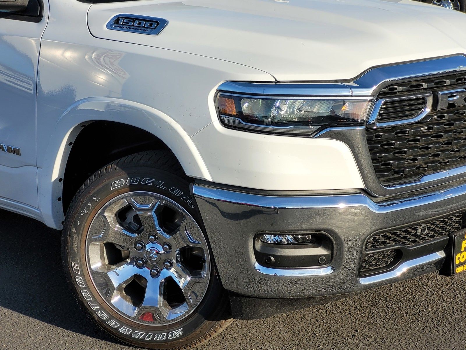 New 2026 Bright White Clear-Coat Exterior Paint RAM Big Horn/Lone Star image 10