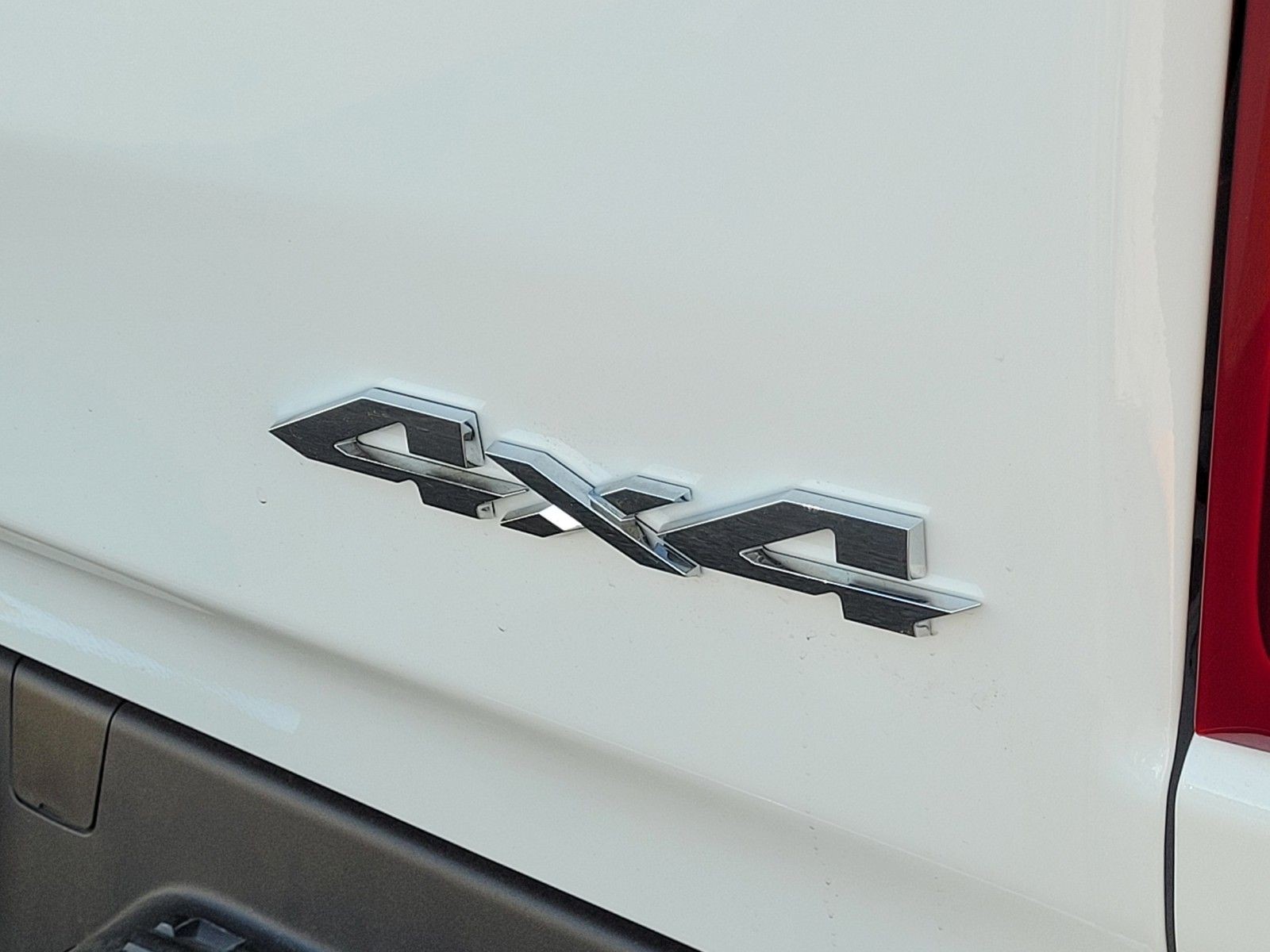 New 2026 Bright White Clear-Coat Exterior Paint RAM Big Horn/Lone Star image 25
