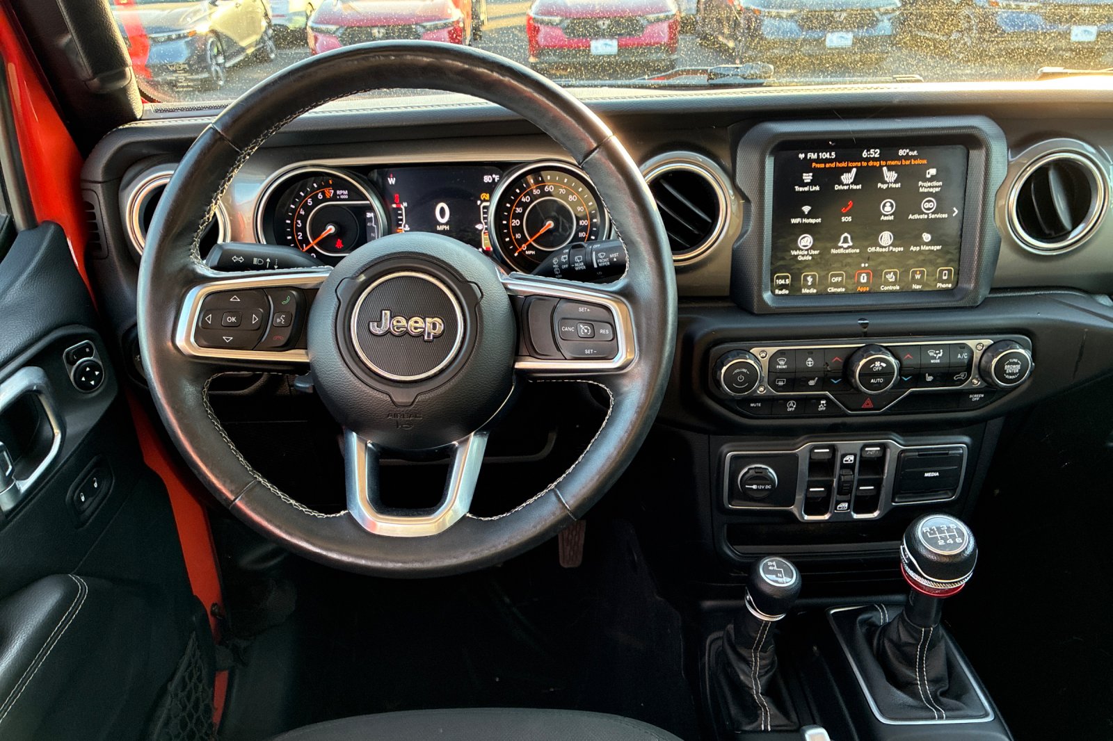 Used 2018 Punkn Metallic Clearcoat Jeep Unlimited Sahara image 16