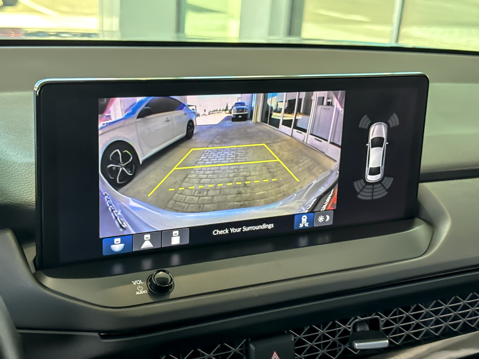 Used 2024  Honda Touring image 18