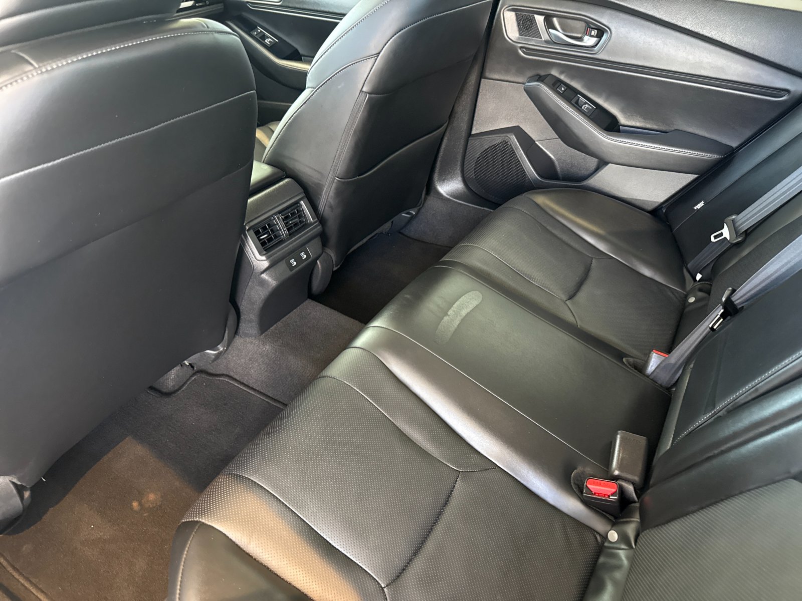 Used 2024  Honda Touring image 11