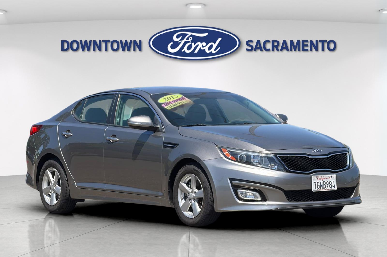 Used 2015 Titanium Silver Kia LX image 8