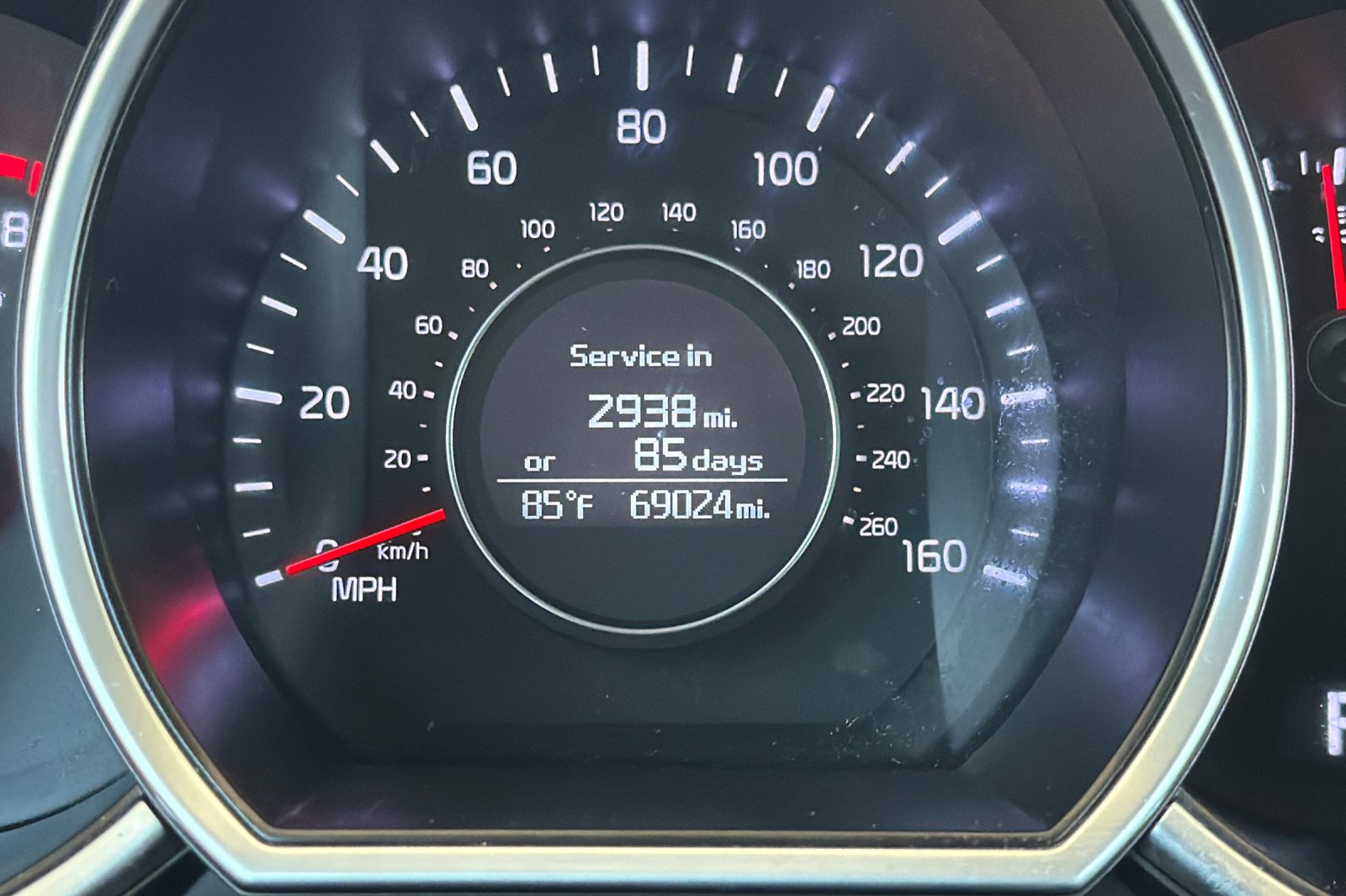 Used 2015 Titanium Silver Kia LX image 23