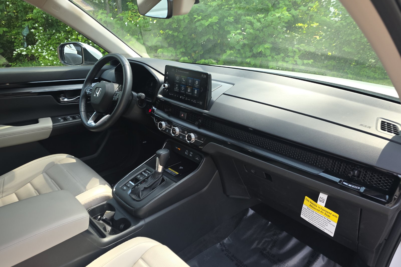Used 2024 Platinum White Pearl Honda EX-L image 17