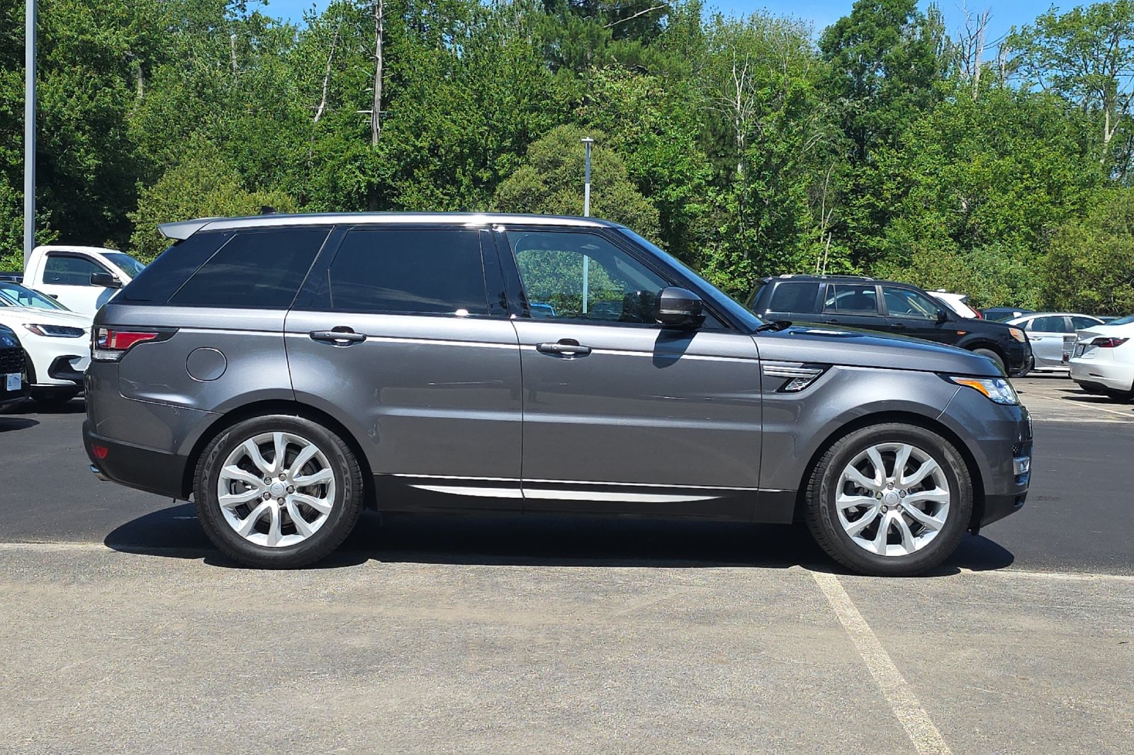 Used 2016 Scotia Gray Land Rover 3.0L V6 Supercharged HSE image 2