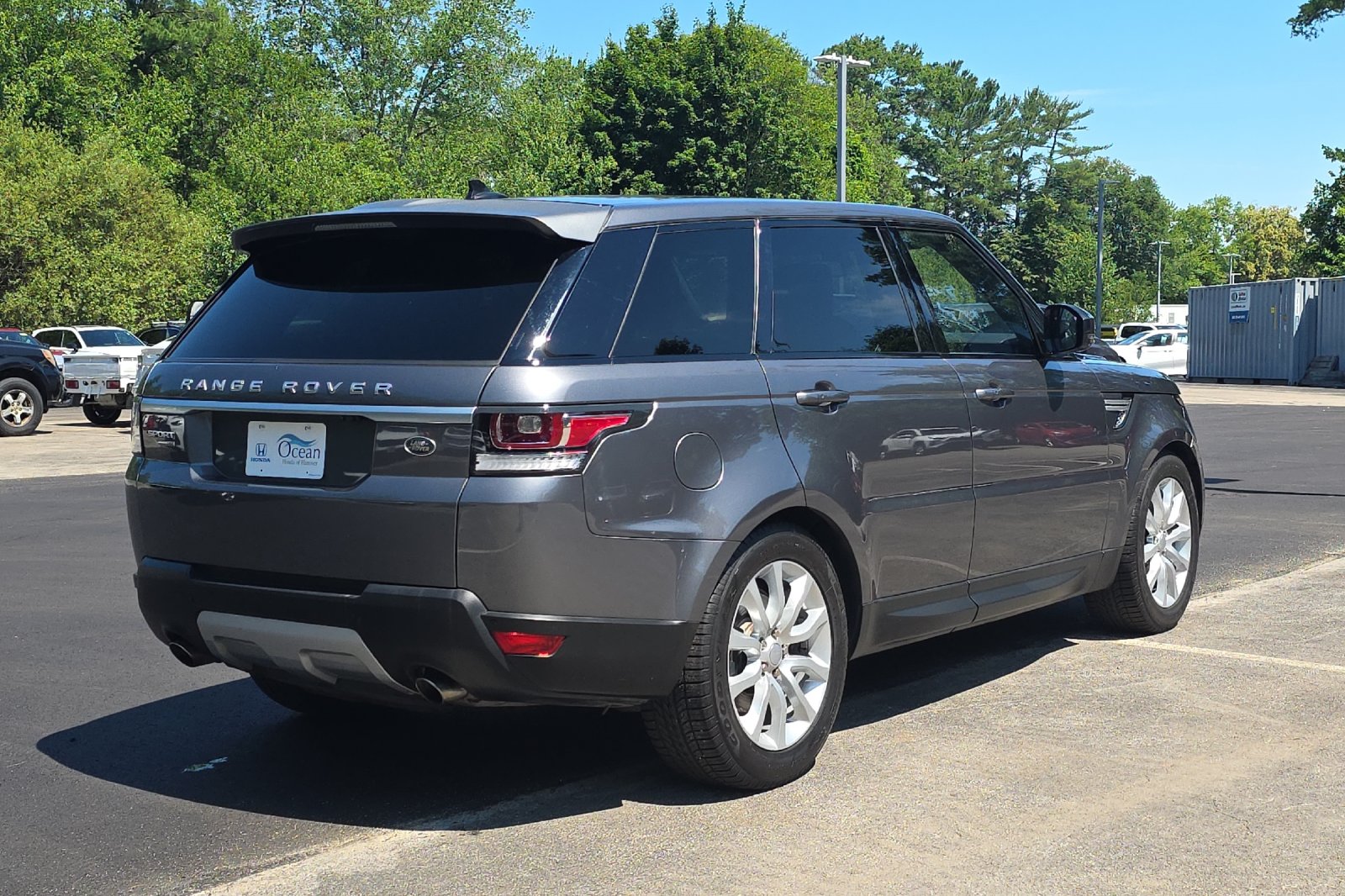 Used 2016 Scotia Gray Land Rover 3.0L V6 Supercharged HSE image 3