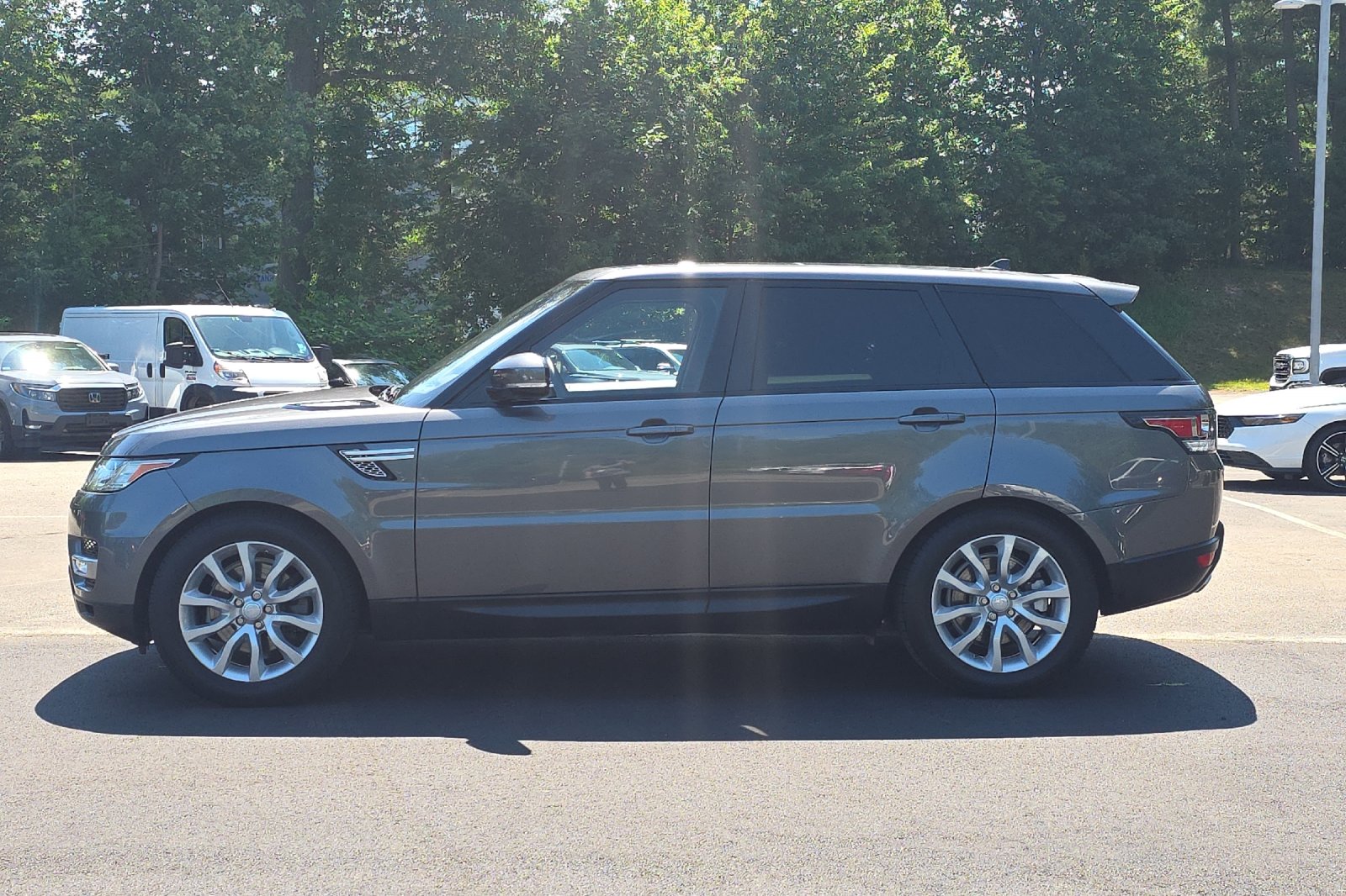 Used 2016 Scotia Gray Land Rover 3.0L V6 Supercharged HSE image 6