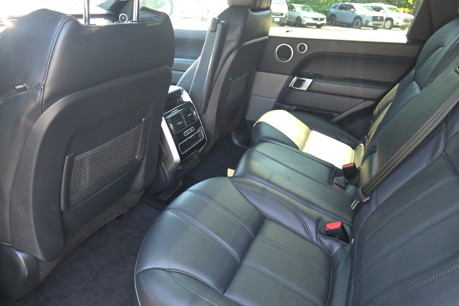 Used 2016 Scotia Gray Land Rover 3.0L V6 Supercharged HSE image 13