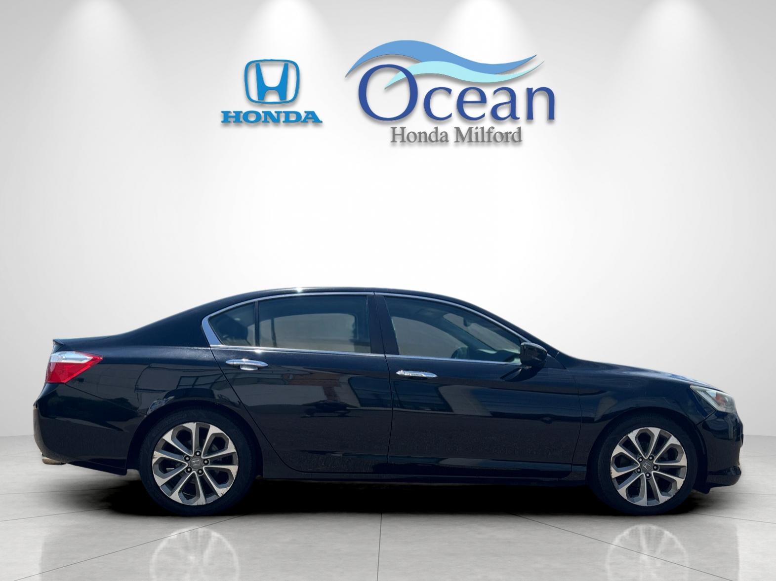 Used 2013 Honda Accord Sport with VIN 1HGCR2F56DA078236 for sale in Milford, CT