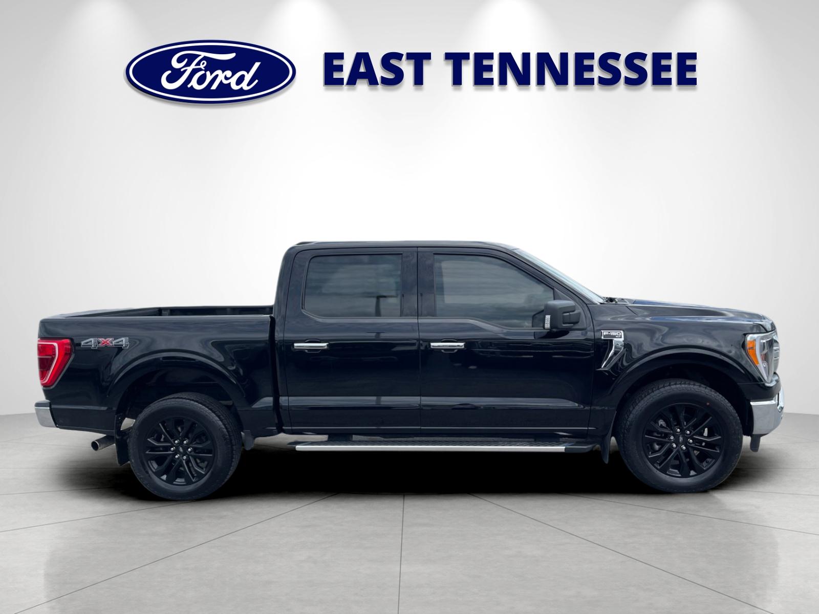 Used 2022 Black Metallic Ford XLT image 2
