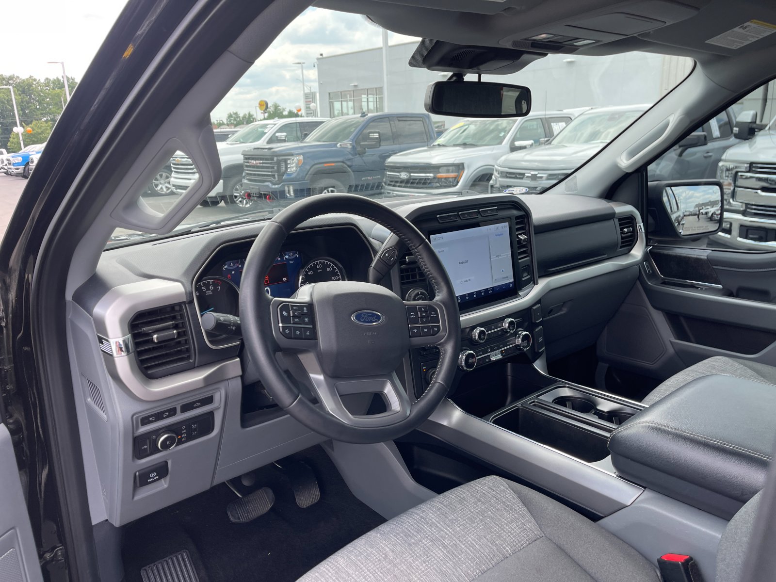 Used 2022 Black Metallic Ford XLT image 11
