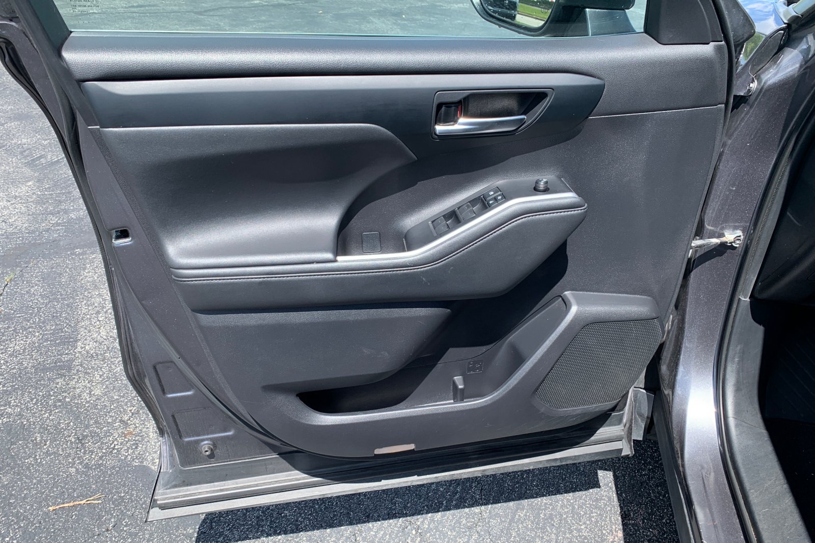 Used 2021 Gray Toyota XLE image 13