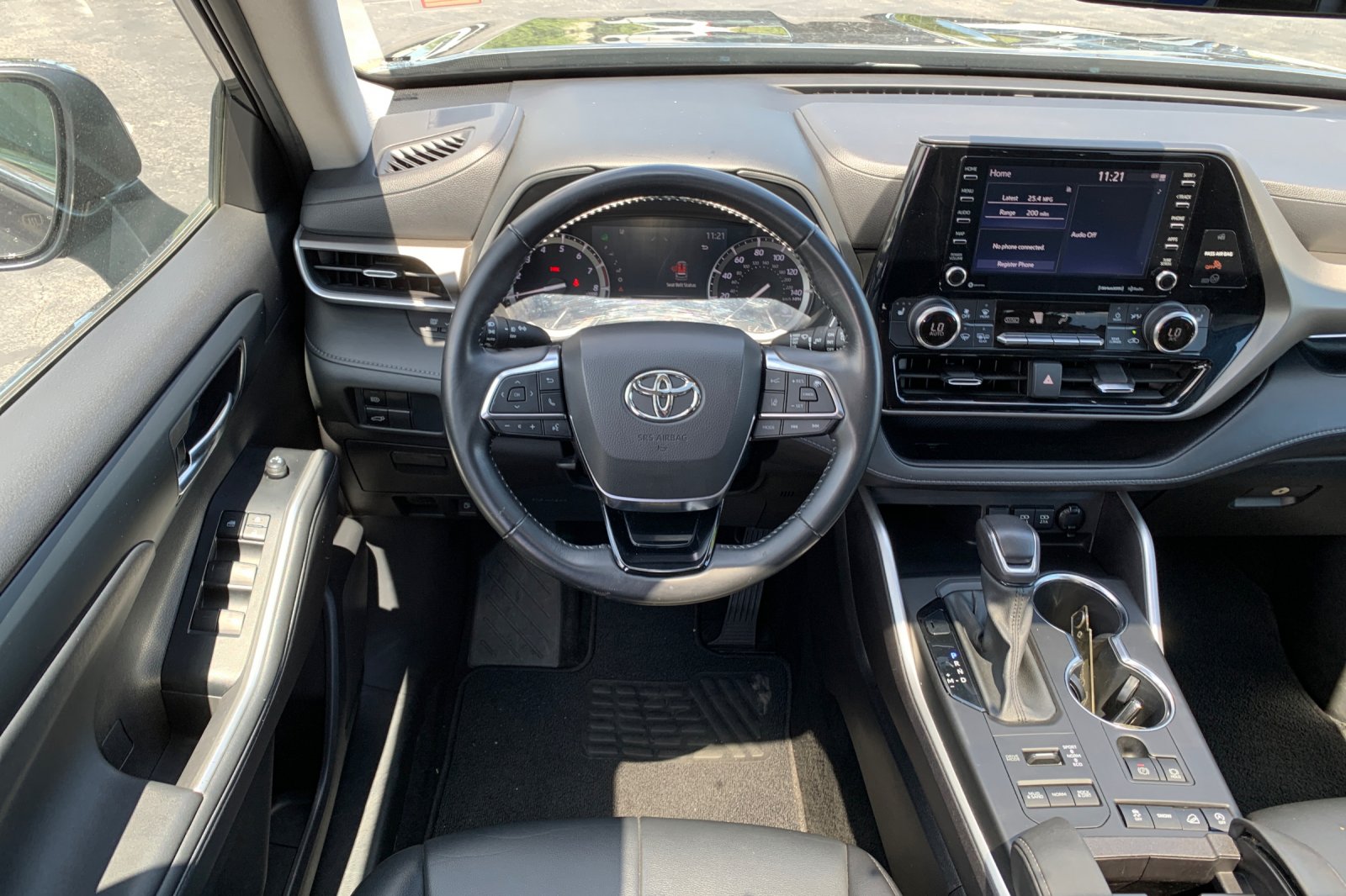 Used 2021 Gray Toyota XLE image 18