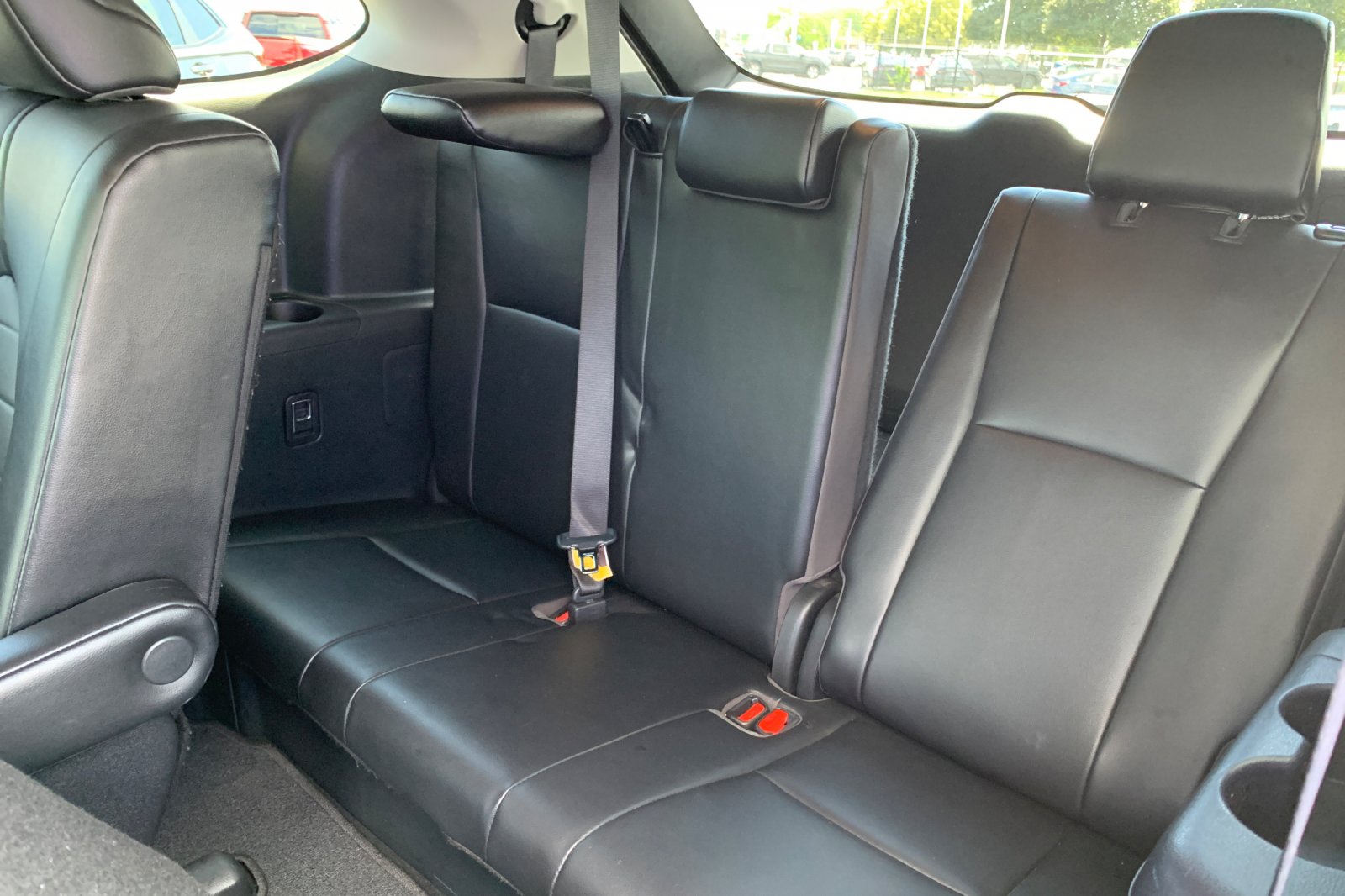 Used 2021 Gray Toyota XLE image 19