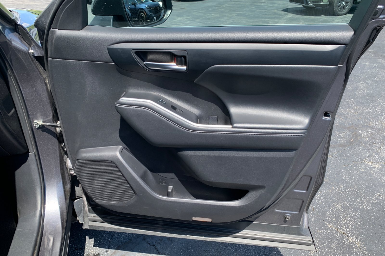 Used 2021 Gray Toyota XLE image 23