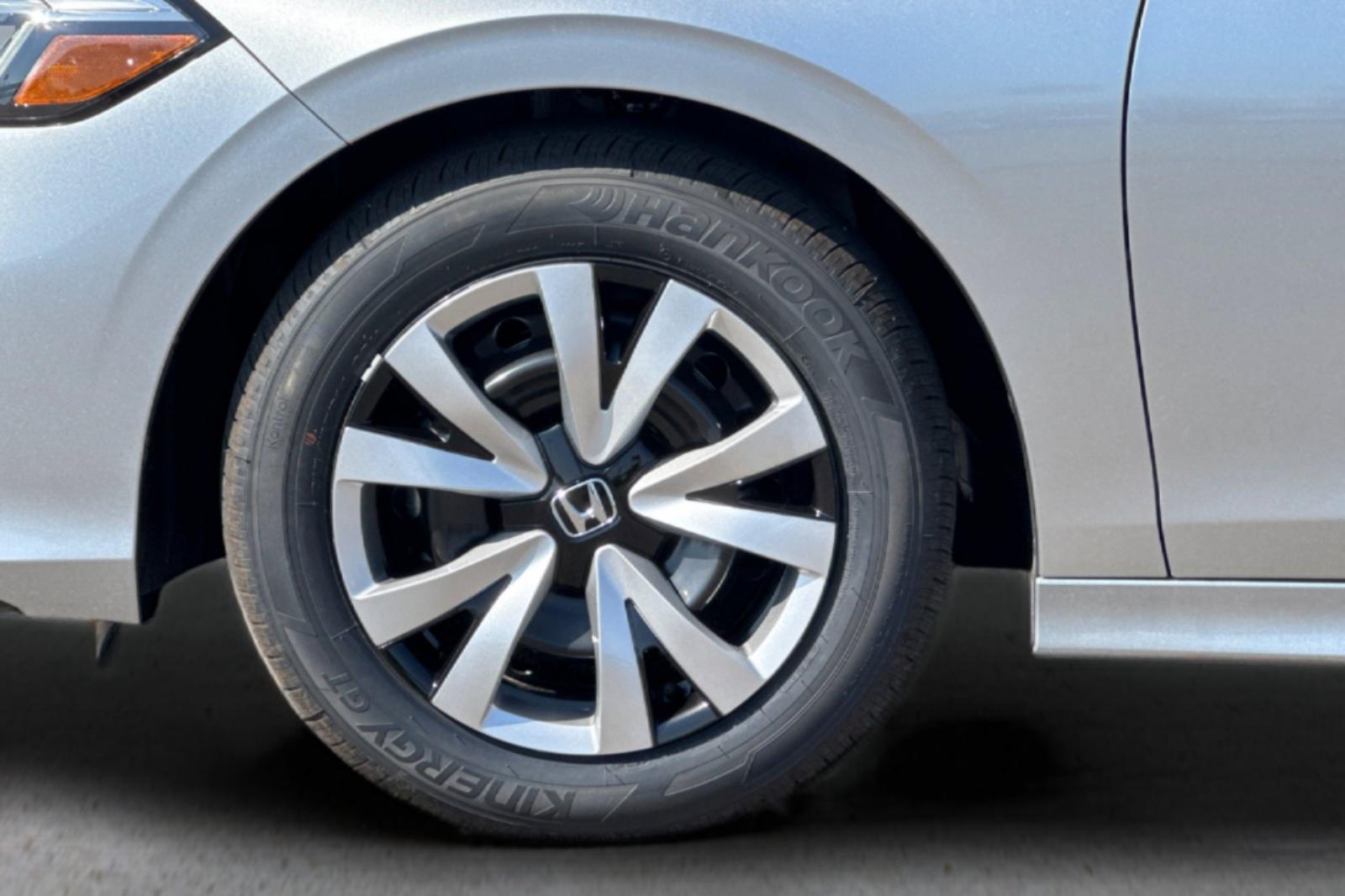 New 2026 Solar Silver Metallic Honda LX image 31