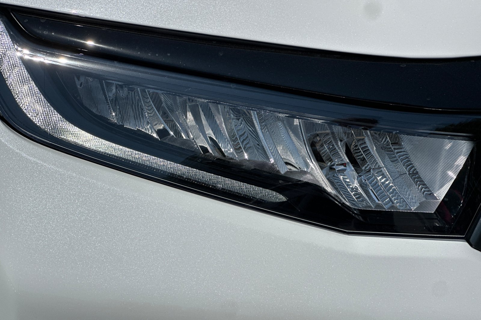 New 2026 Platinum White Pearl Honda EX-L image 32