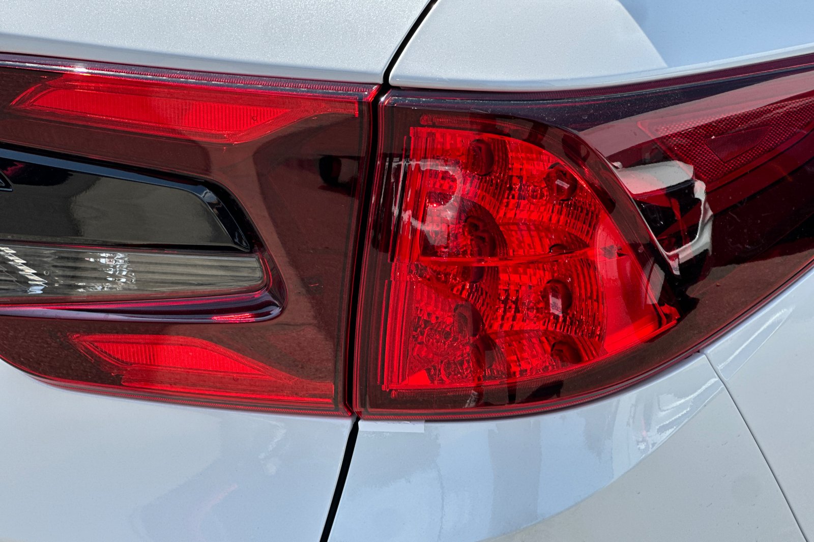 New 2026 Platinum White Pearl Honda EX-L image 33