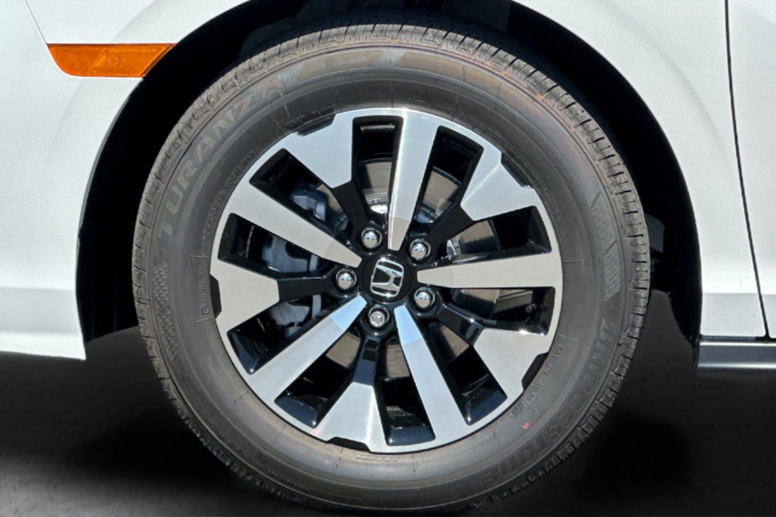 New 2026 Platinum White Pearl Honda EX-L image 34