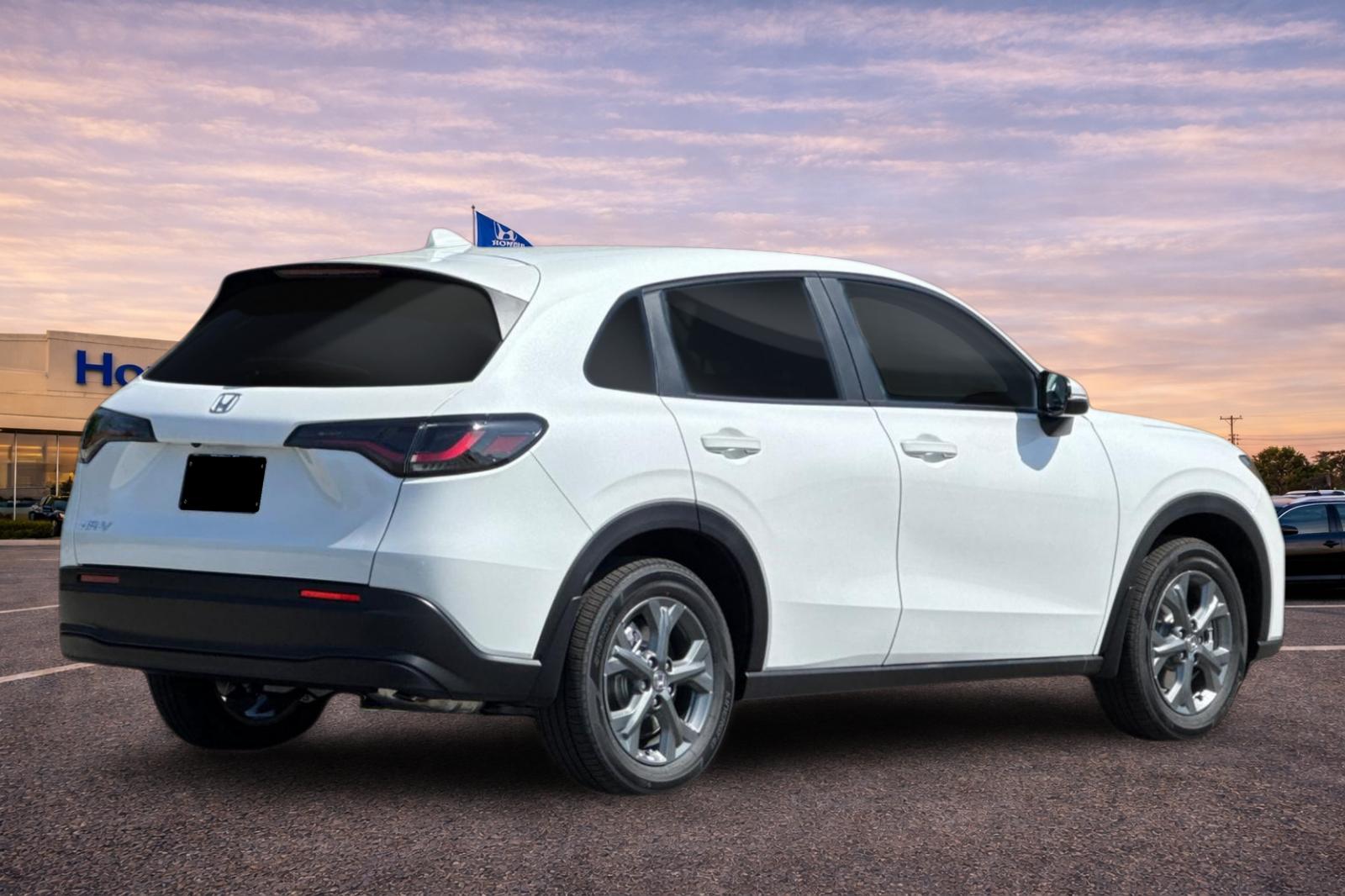 New 2027 Platinum White Pearl Honda LX image 4