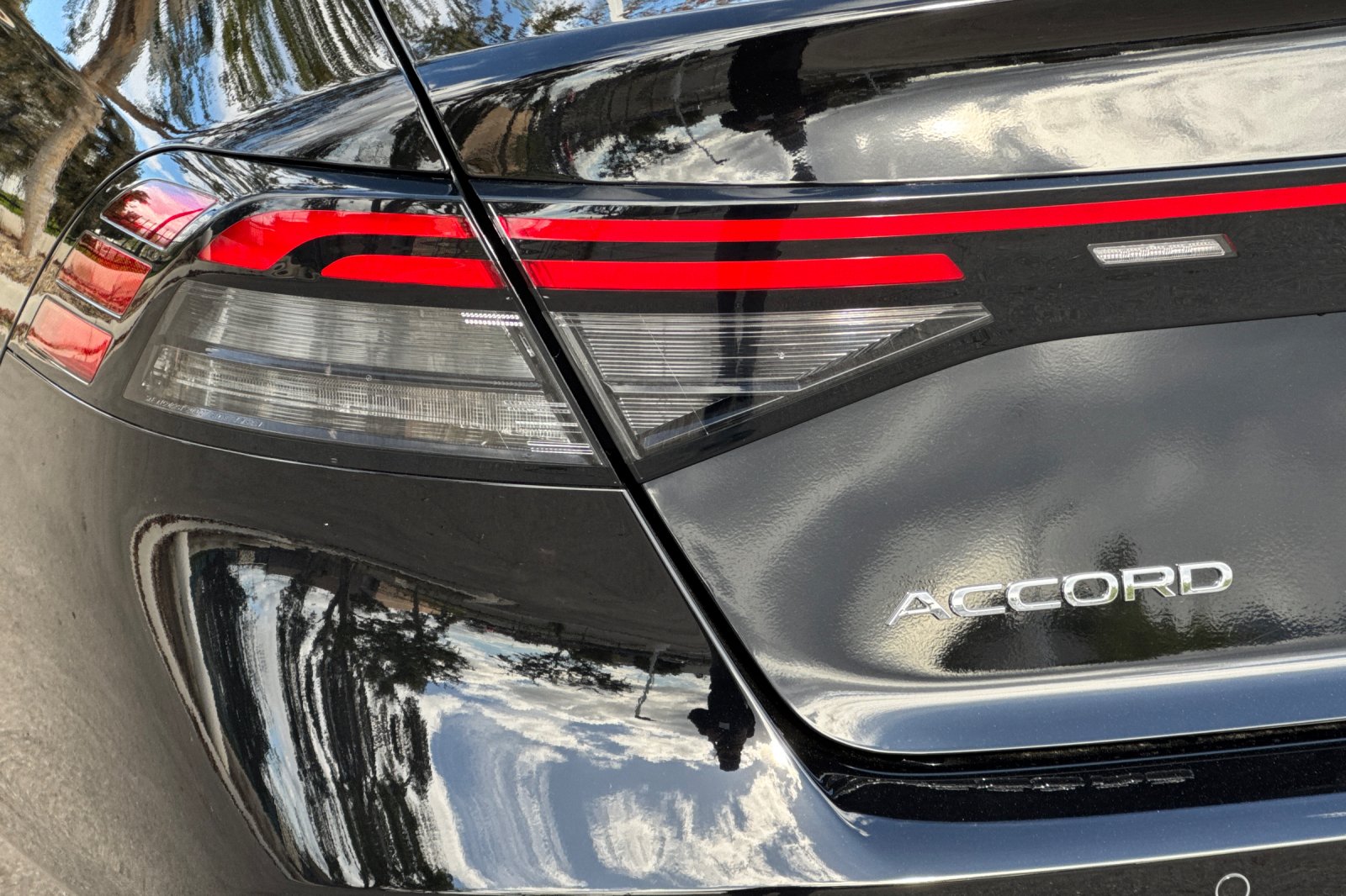 New 2026 Crystal Black Pearl Honda EX-L Hybrid image 29