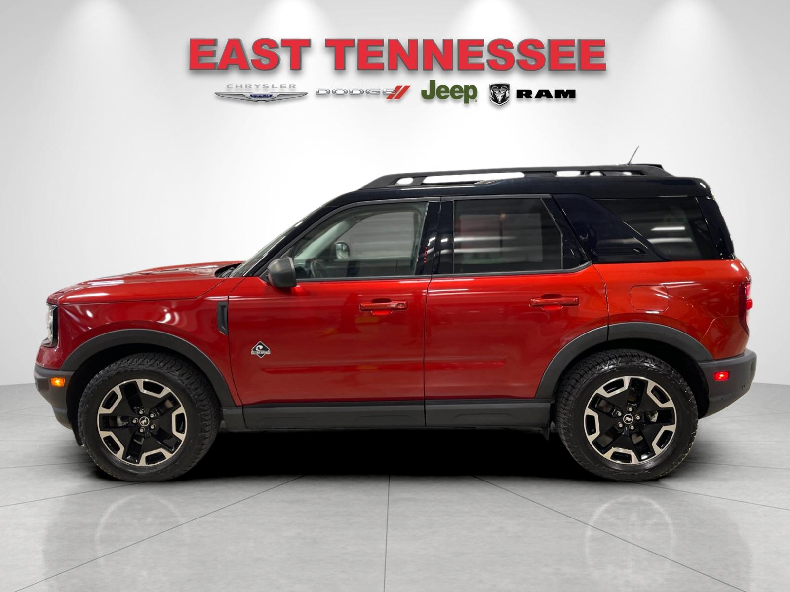 Used 2022 Red Ford Outer Banks image 6