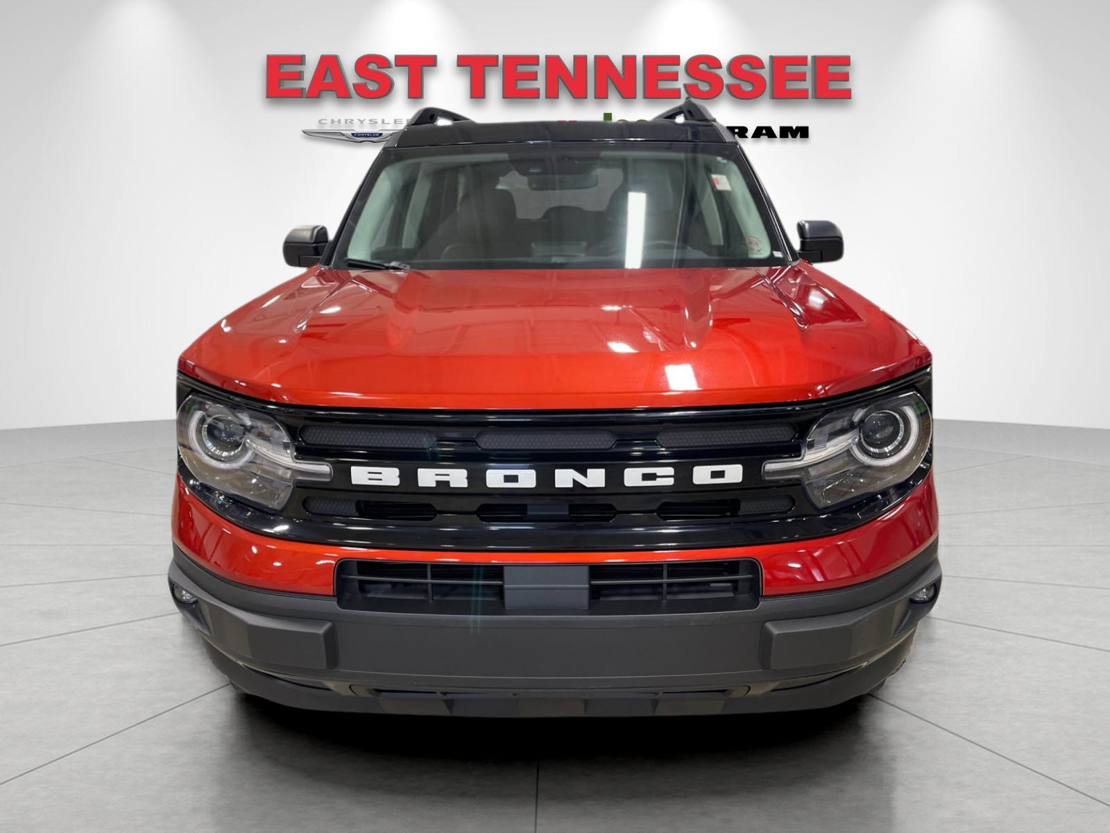 Used 2022 Red Ford Outer Banks image 9