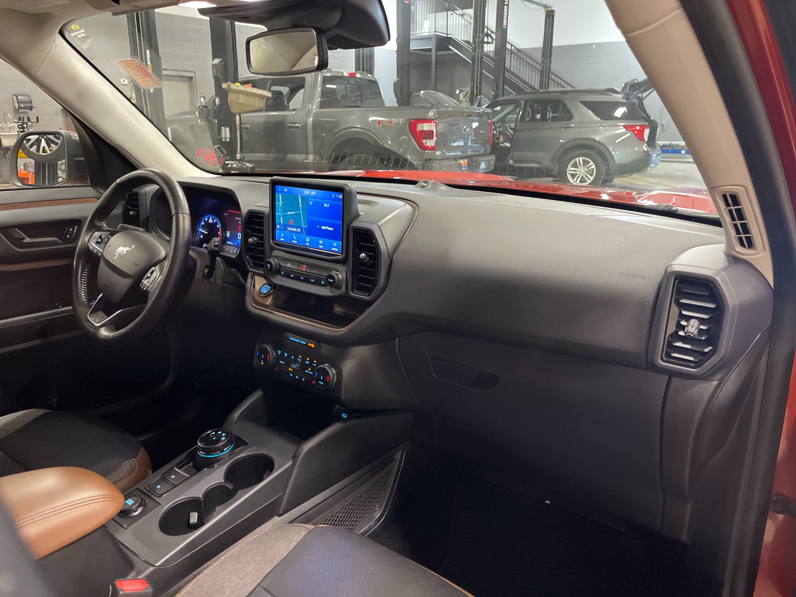 Used 2022 Red Ford Outer Banks image 18