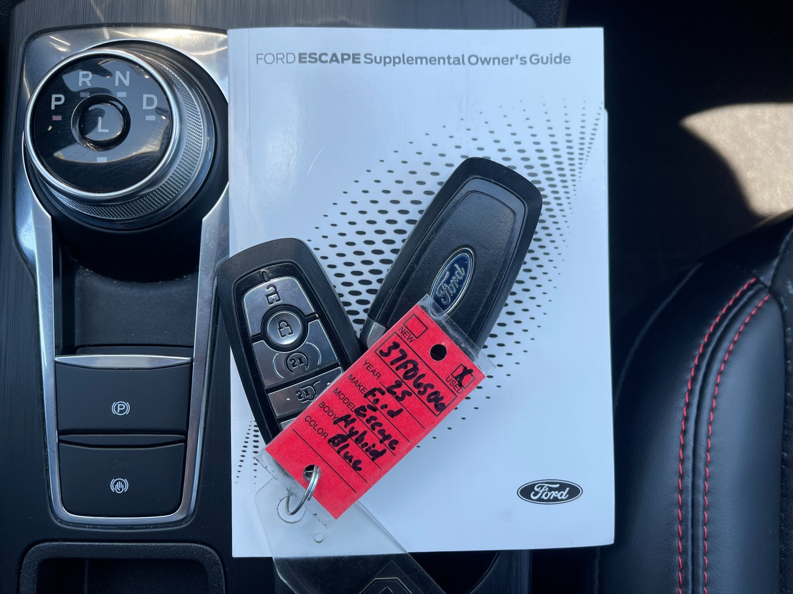 Certified Used 2025 Vapor Blue Ford ST-Line Select image 10