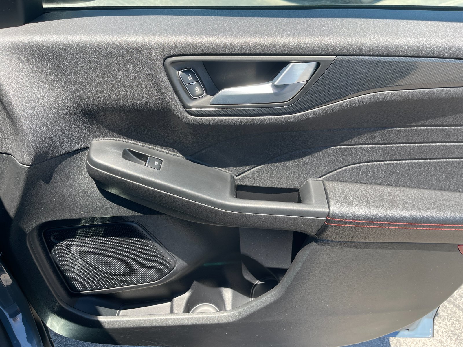 Certified Used 2025 Vapor Blue Ford ST-Line Select image 19