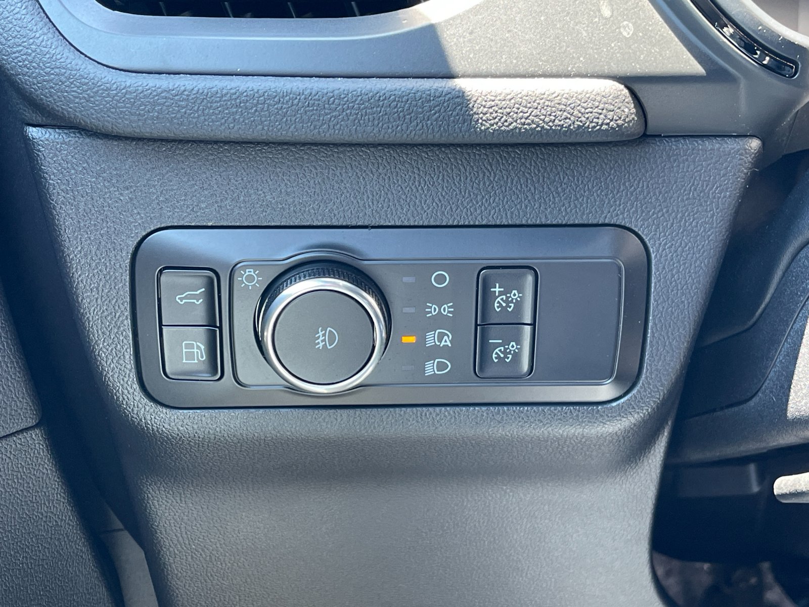 Certified Used 2025 Vapor Blue Ford ST-Line Select image 31
