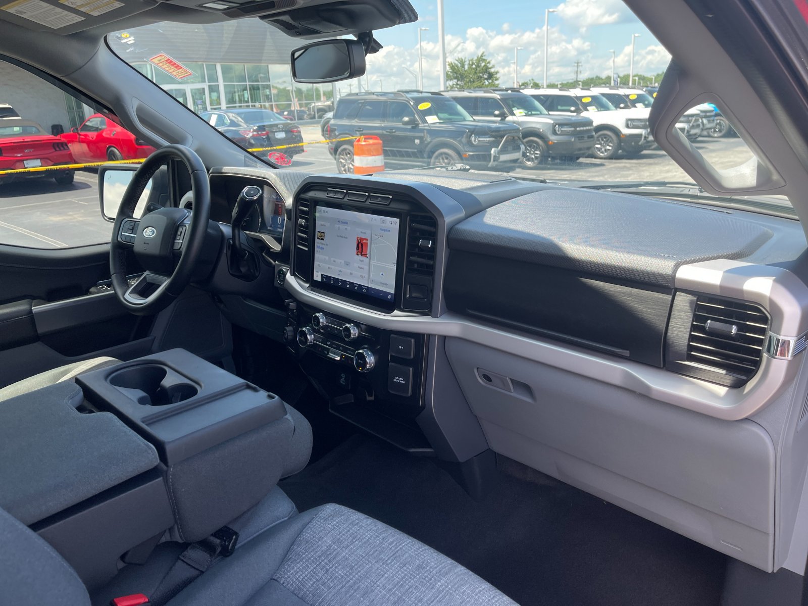 Used 2023 Gray Ford XLT image 17