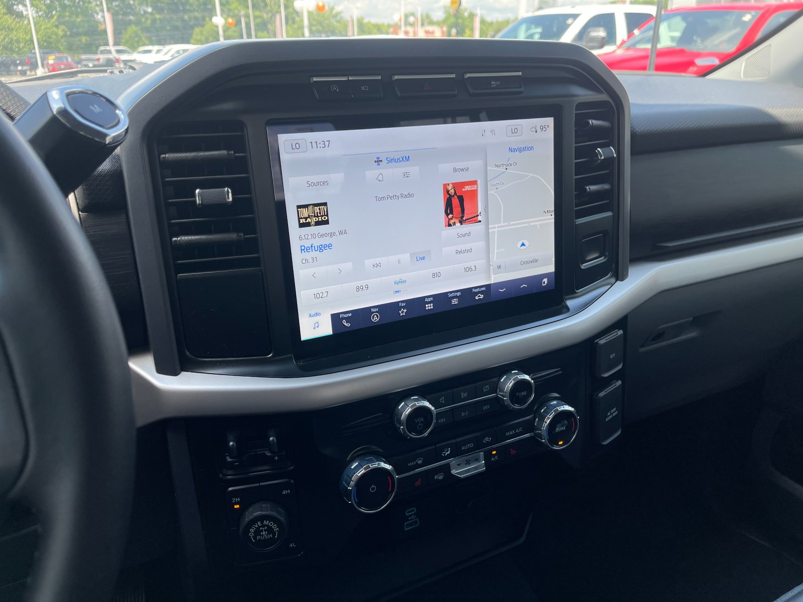 Used 2023 Gray Ford XLT image 19