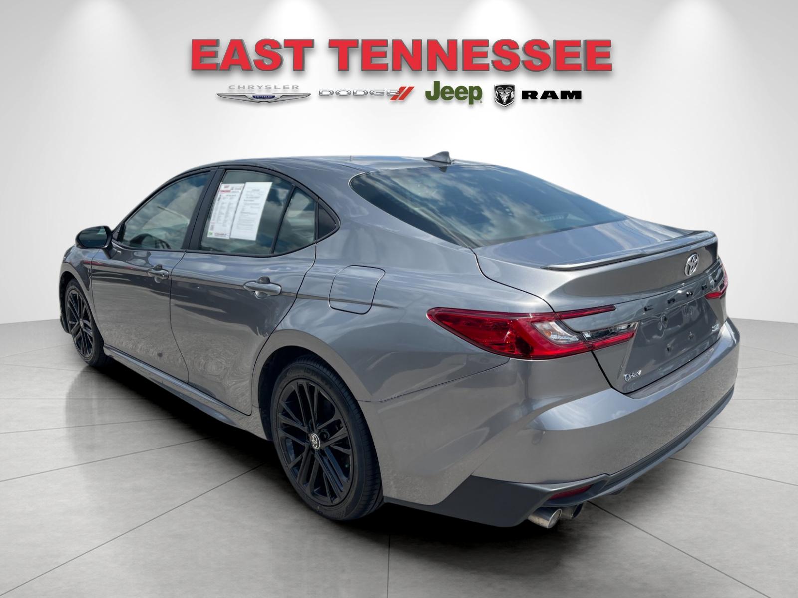 Used 2025  Toyota SE image 5