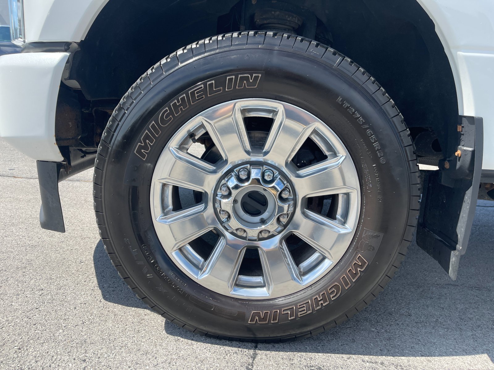 Used 2020 White Ford Platinum image 31