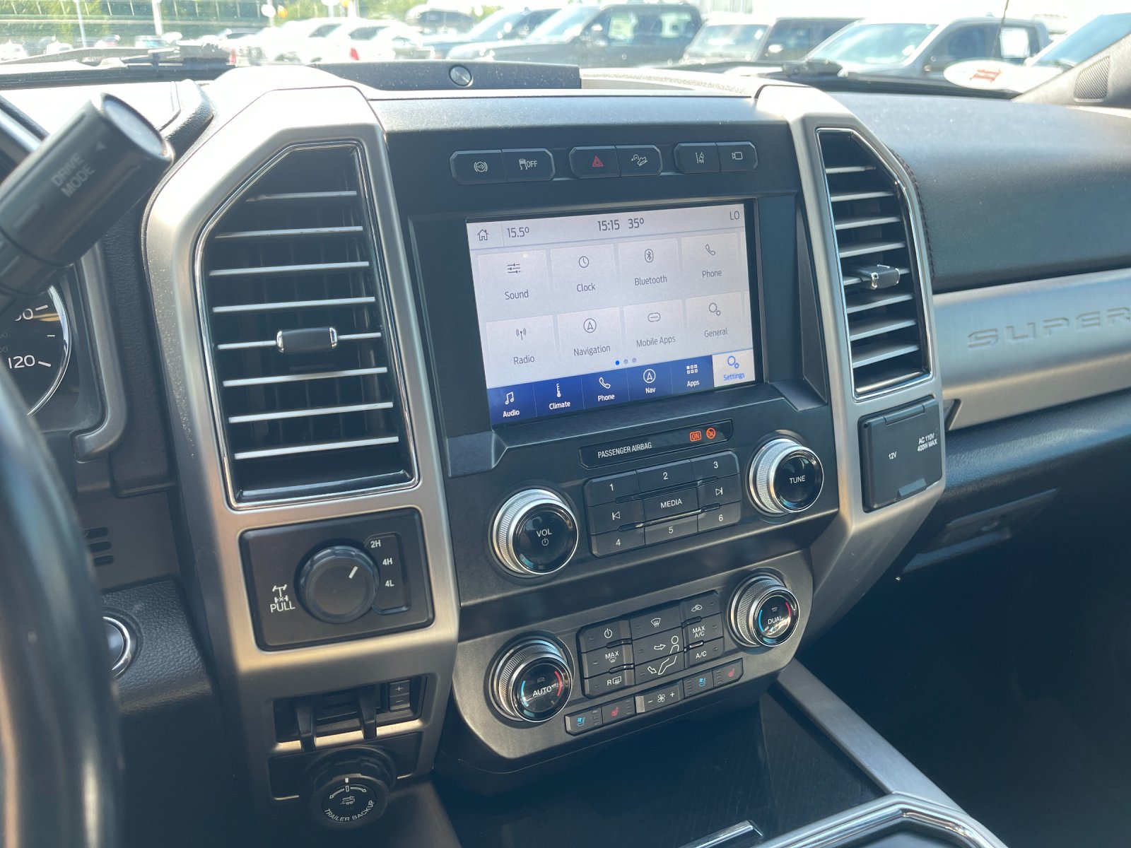 Used 2020 White Ford Platinum image 19