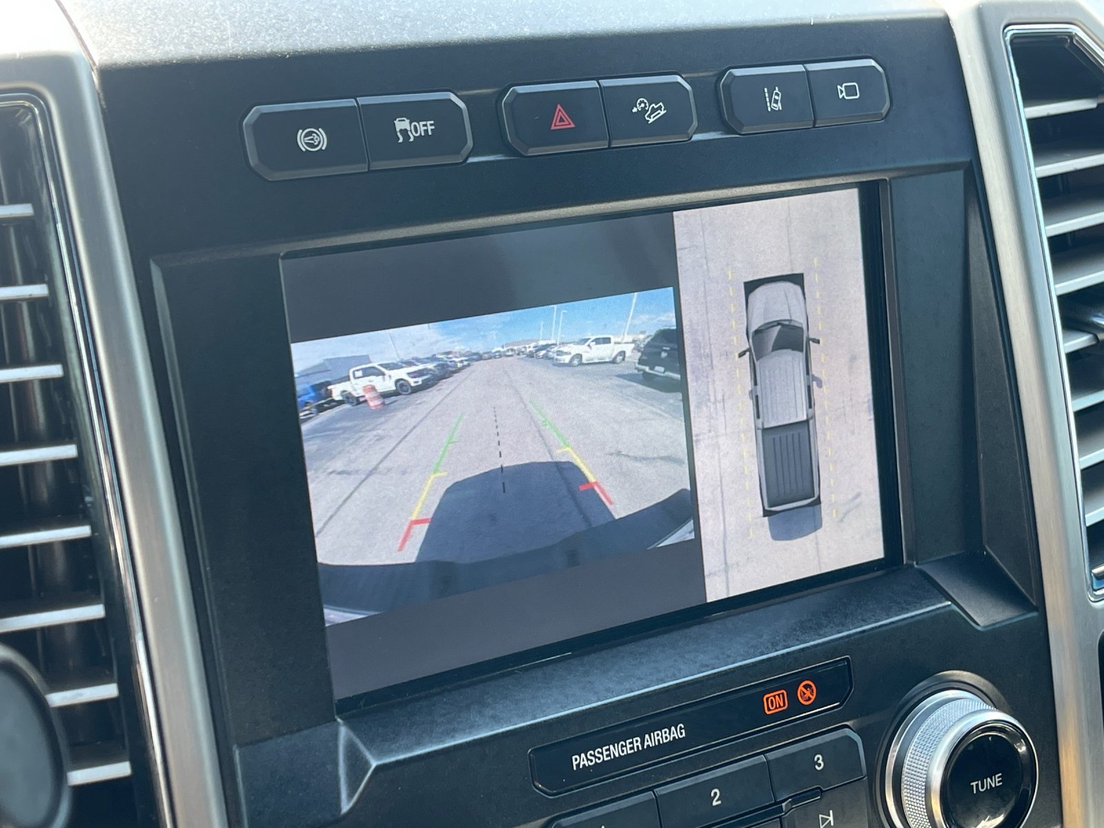 Used 2020 White Ford Platinum image 21