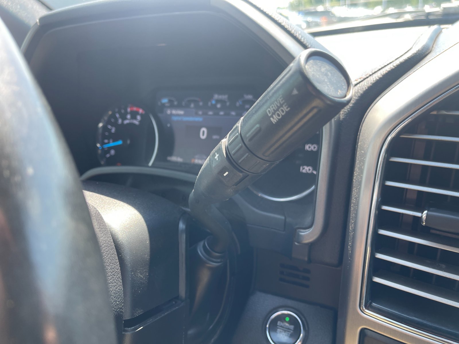 Used 2020 White Ford Platinum image 23