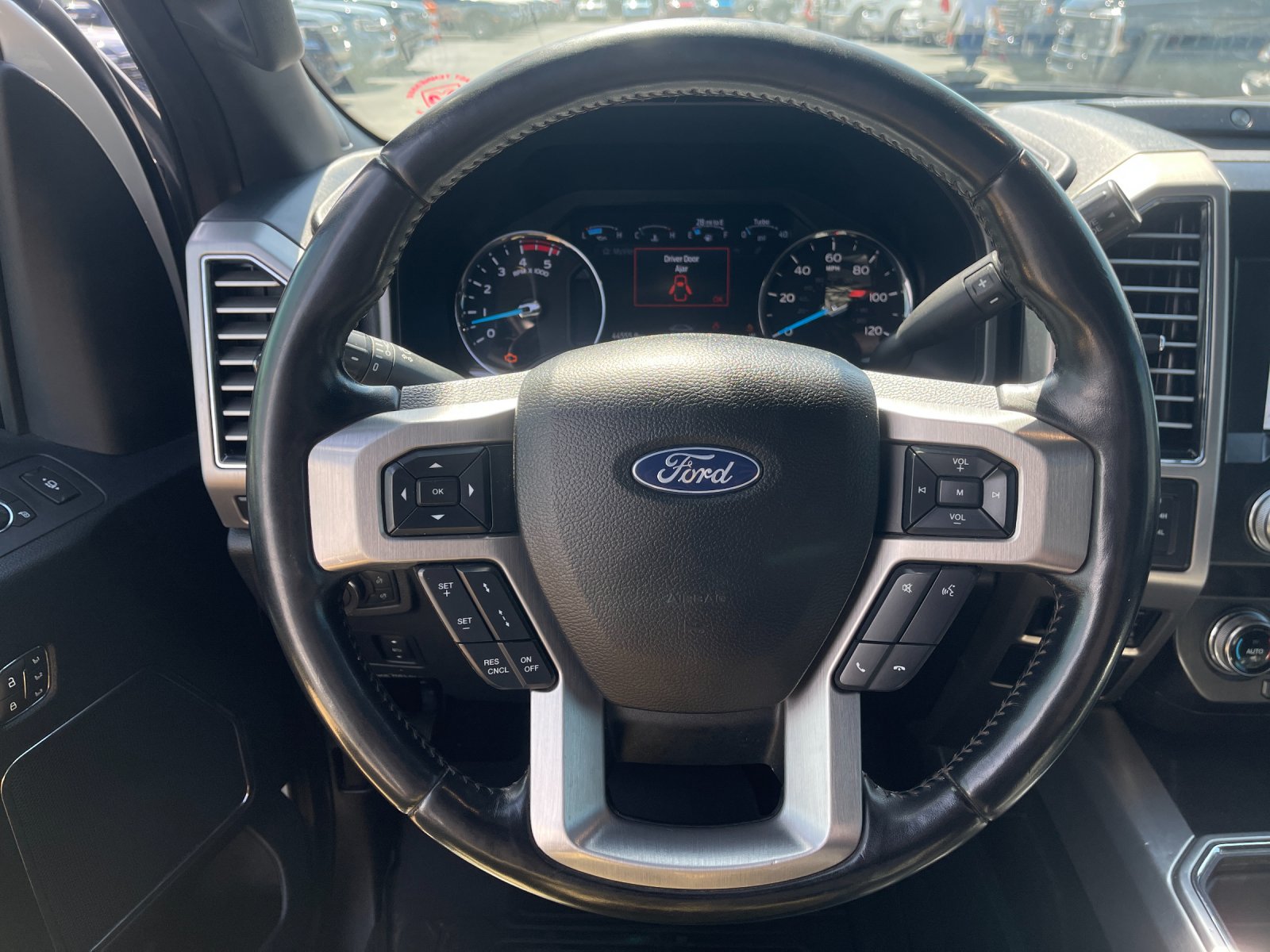 Used 2020 White Ford Platinum image 25