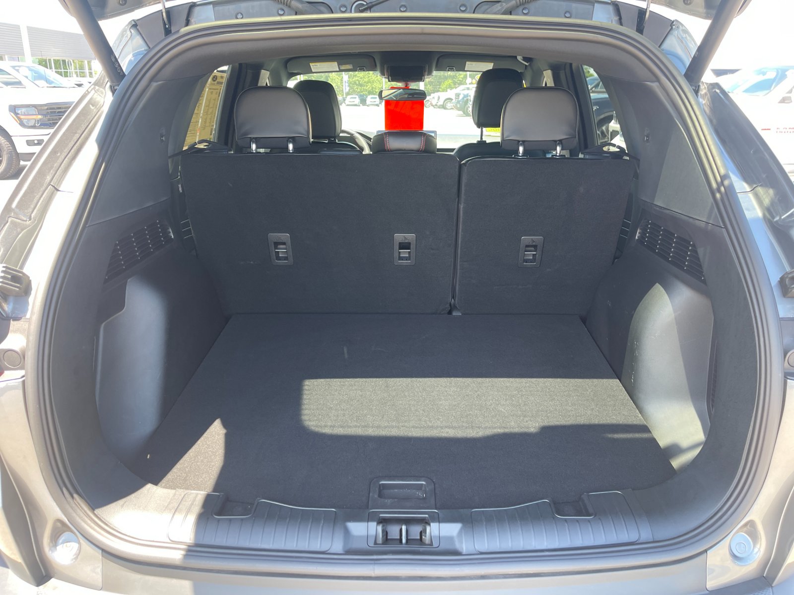 Used 2025 Gray Ford ST-Line Select image 17