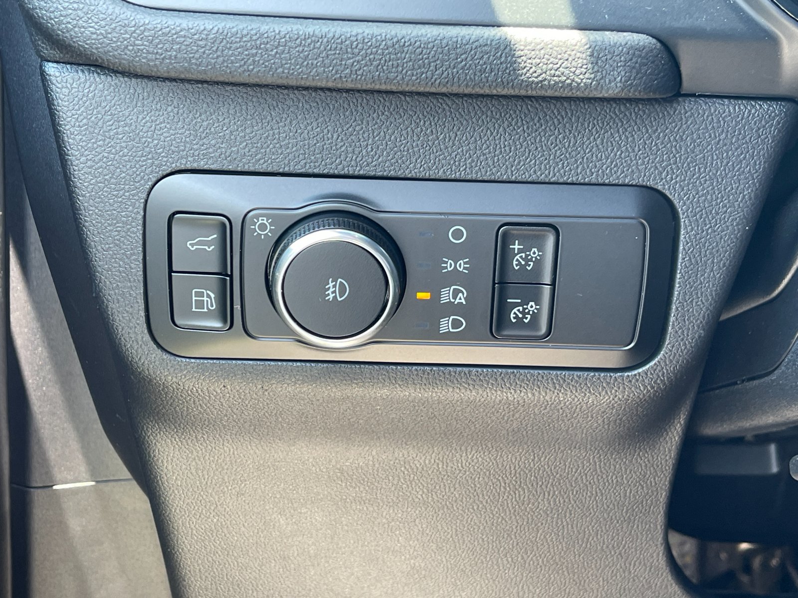 Used 2025 Gray Ford ST-Line Select image 31