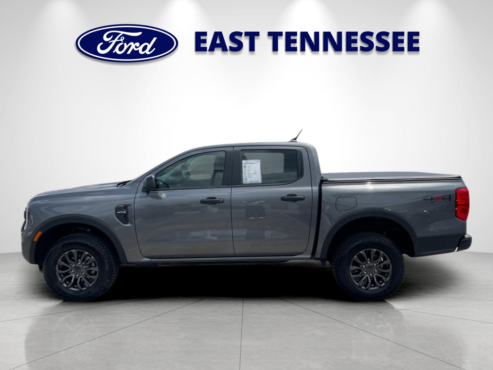 Used 2025 Gray Ford XL image 6