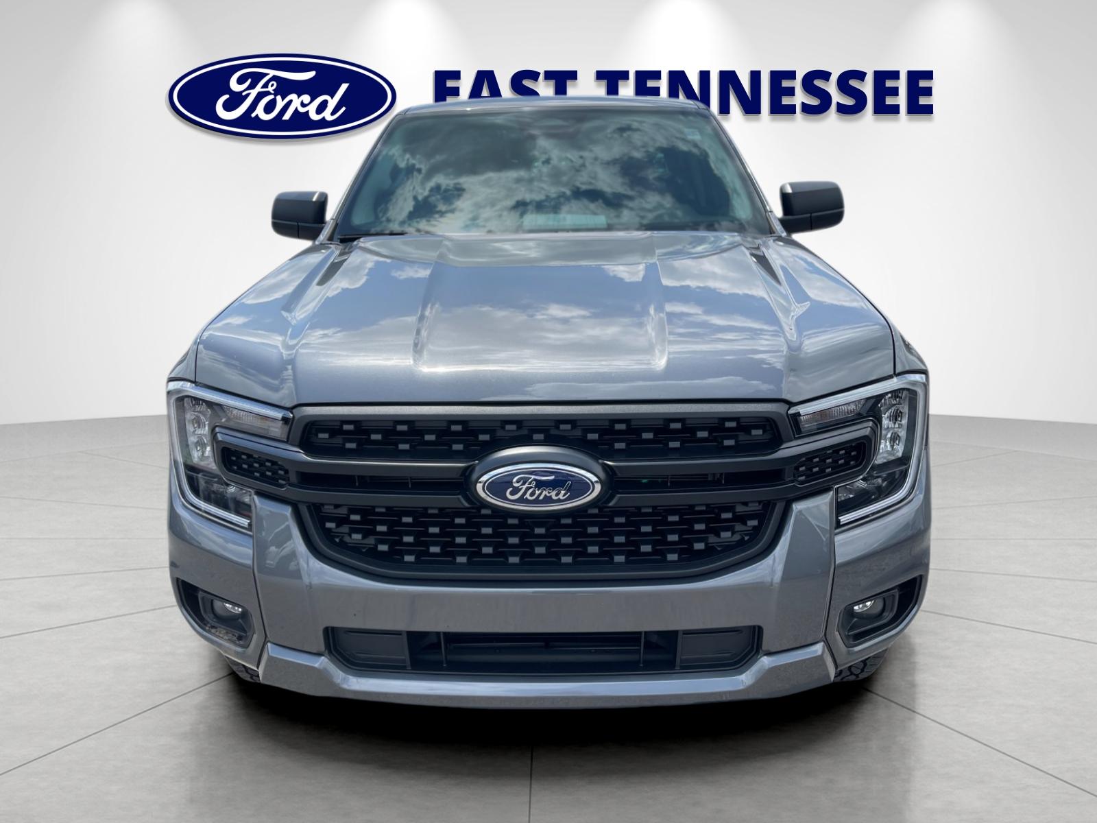 Used 2025 Gray Ford XL image 9